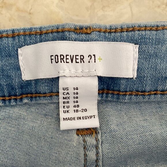 NWT Forever 21 Sculpted High Rise Skinny Light Wash Distressed Jeans - Picture 7 of 14